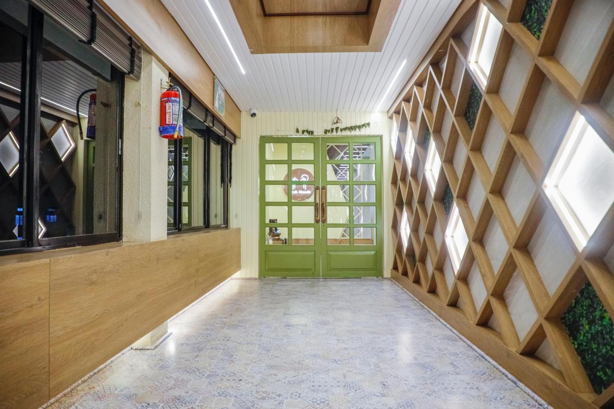 Hotel Barak View Residency Silchar Extérieur photo